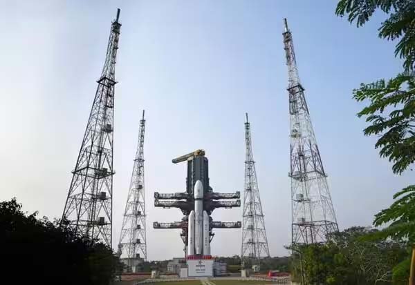 இன்று காலை விண்ணில் பாய்கிறது அமெரிக்க செயற்கைக்கோள் - கவுன்டவுன் தொடங்கியது